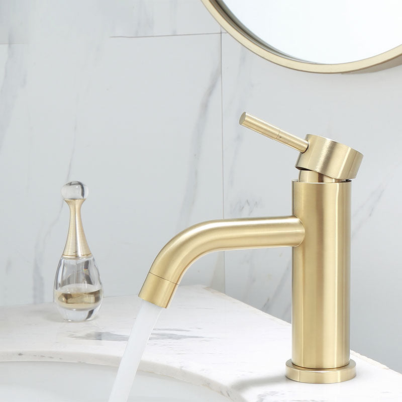 Deck Mounted Roman Tub Faucet Low Arc Tub Faucet Set in Gold