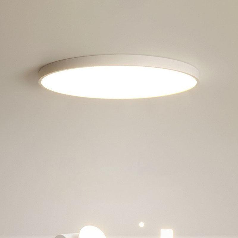 Iron and Acrylic Ceiling Flush in White Round Modernism LED Flush