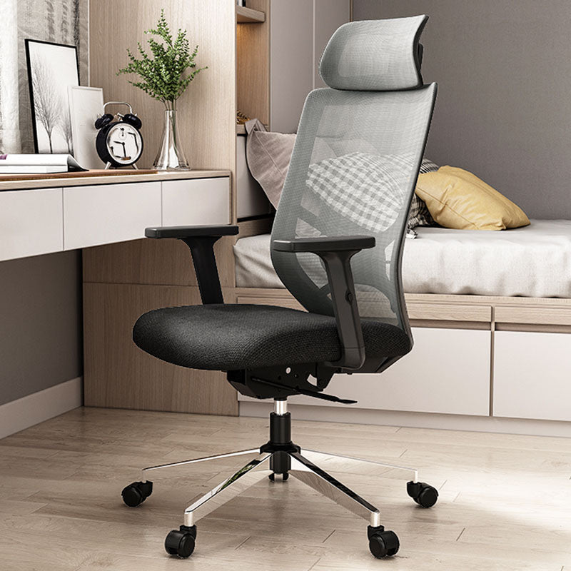 Modern Adjustable Arms Managers Chair Height-adjustable Executive Chair for Office