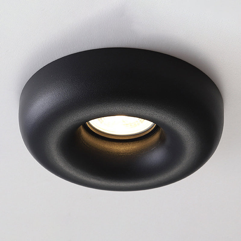 Iron Ceiling Flush Mount Round Ceiling Flush in Black / White / Gold Finish