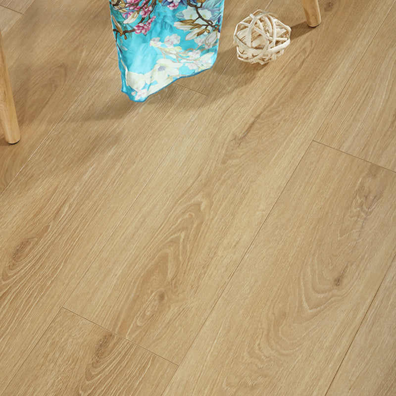 Tradition Pine Wood Hardwood Flooring Smooth Waterproof Flooring