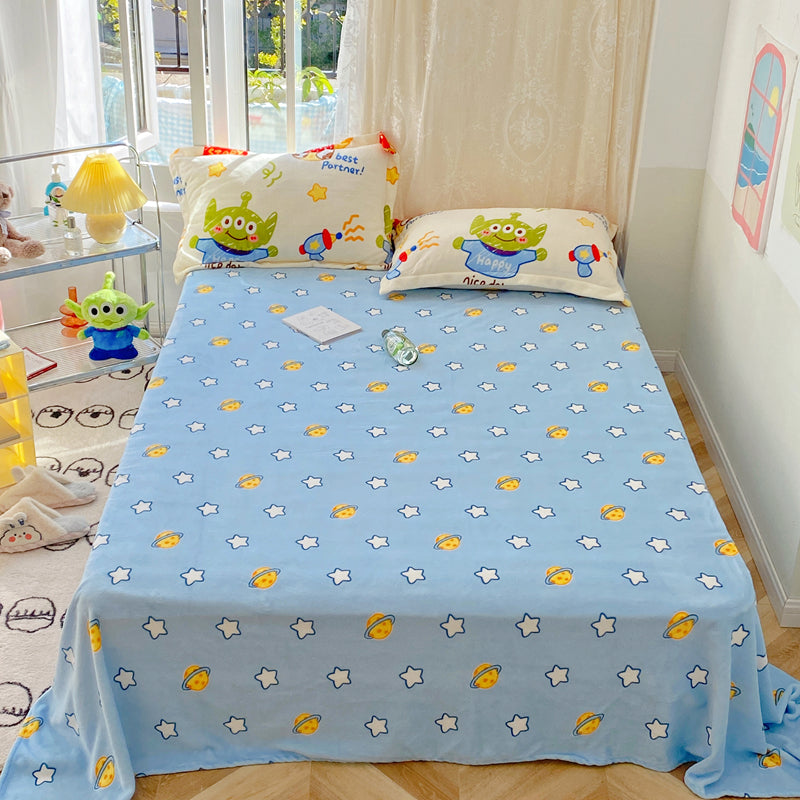 Cartoon Print Bed Sheet Set Flannel Super Soft Modern Pillowcase