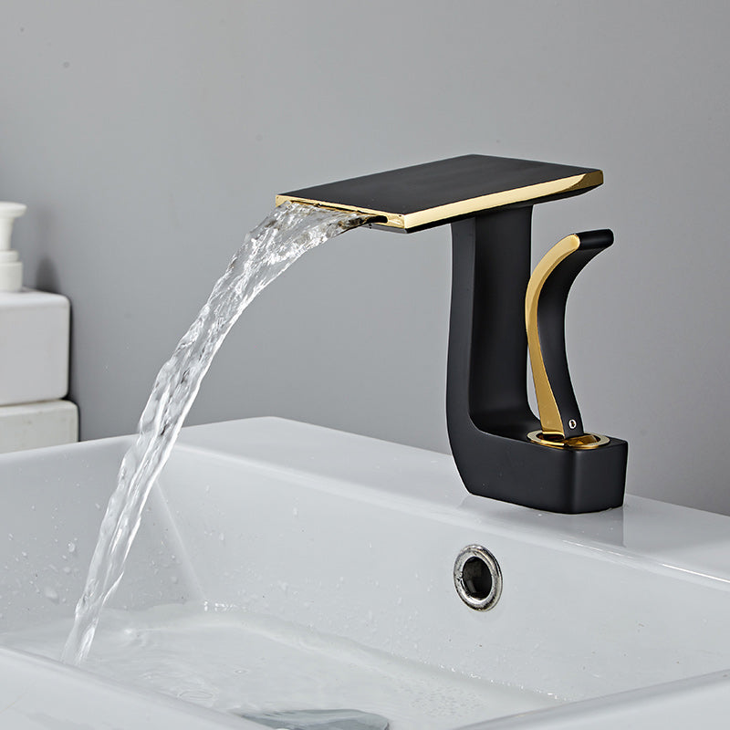 Luxury Single Handle Sink Faucet Bathroom Brass Centerset Faucet