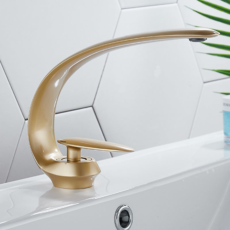 Luxury Single Handle Sink Faucet Brass Bathroom Gooseneck Faucet