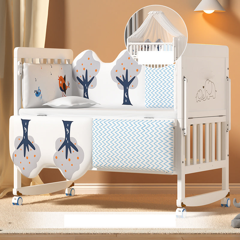 Modern Guardrail Nursery Bed Solid Wood Standard Baby Crib with Casters