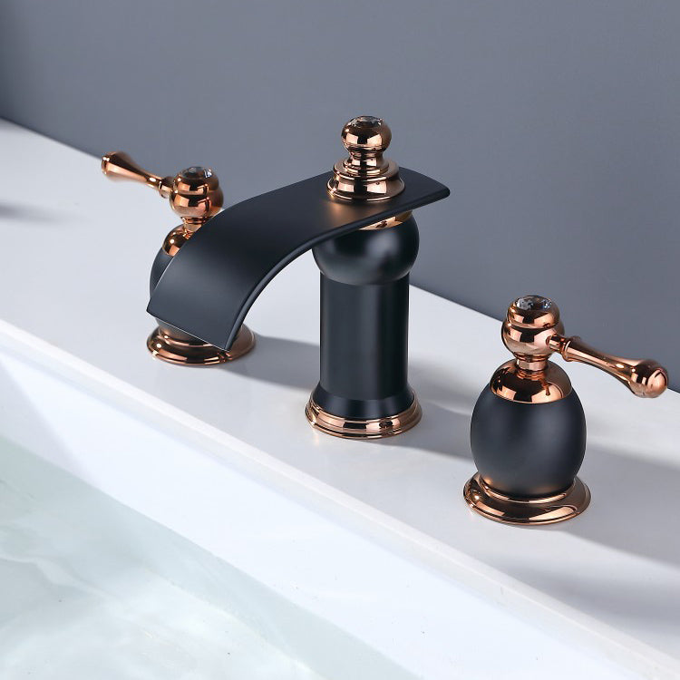 Traditional Faucet Deck Mounted Bathroom Faucet with Double Handle