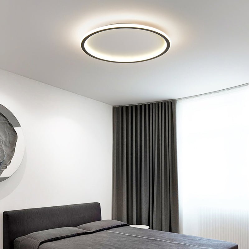 Minimalism Ceiling Lighting Circle LED Flush Mount Fixture in Black for Bedroom