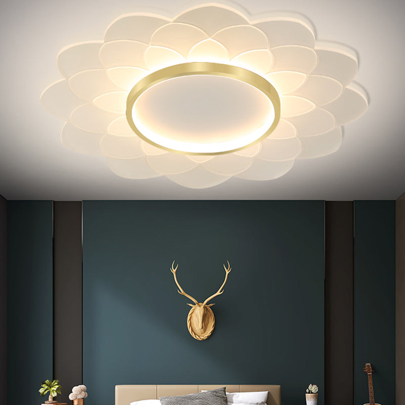 Nordic Style Ceiling Light Flower Flush Mount with Acrylic for Bedroom