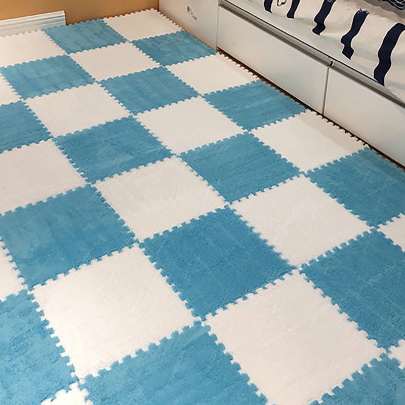 Modern Carpet Tiles Interlocking Square Color Block Stain Resistant Carpet Tiles
