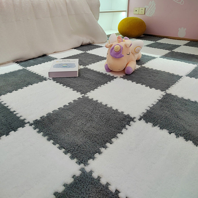 Modern Tiles and Carpet Plush Cut Interlocking Non-Skid Carpet Tiles