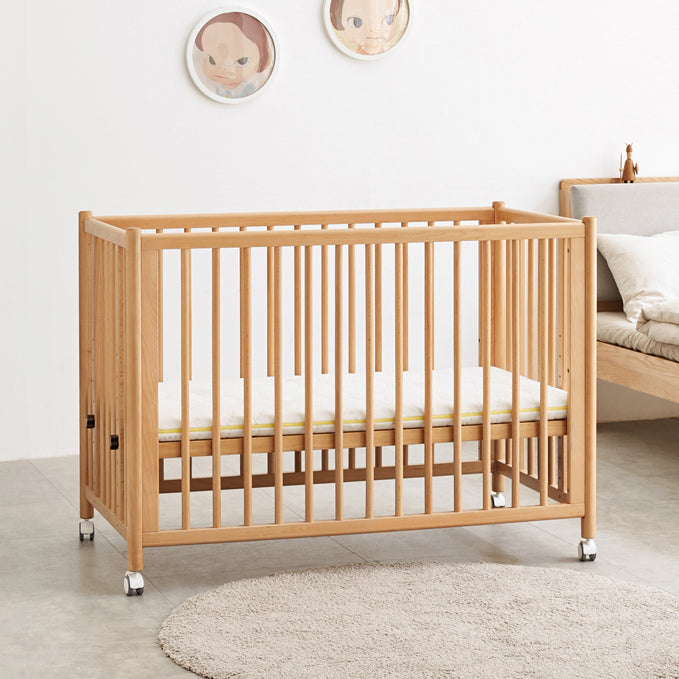 Modern Style Rectangle Crib Home Solid Wood Crib with Wheels