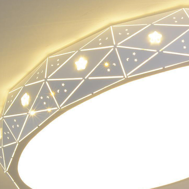 Modern Ceiling Lighting Geometric LED Flush Mount Fixture in White for Living Room