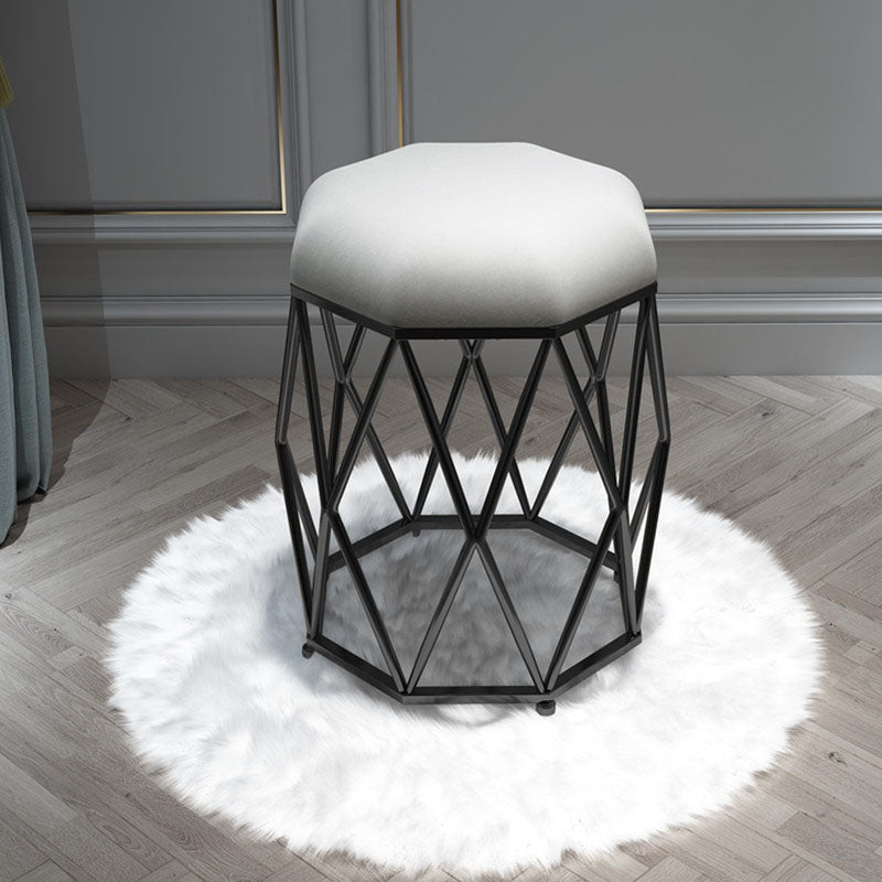 Luxury Ottoman Velvet Upholstered Solid Color Tear Resistant Round Ottoman with Metal Legs