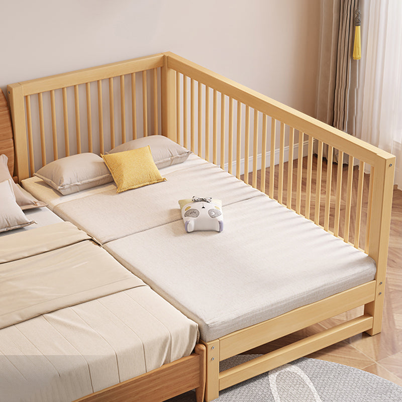 Functional Nursery Crib with Adjustable Height in Natural Wood