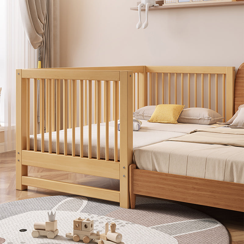 Contemporary Nursery Crib with Adjustable Height in Natural Wood