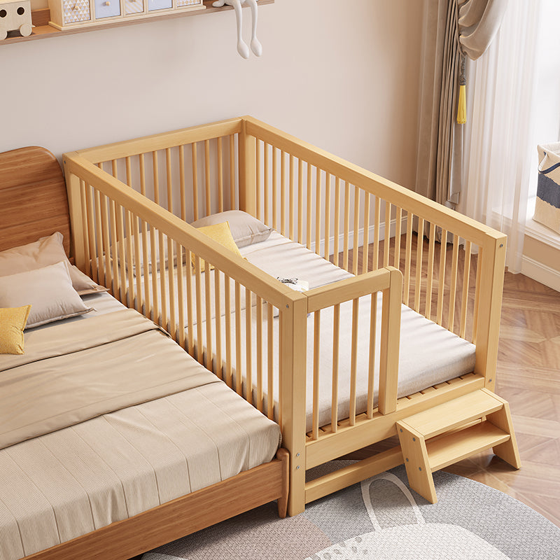 Contemporary Nursery Crib with Adjustable Height in Natural Wood