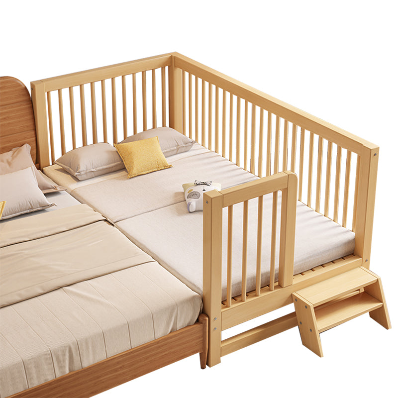 Contemporary Nursery Crib with Adjustable Height in Natural Wood