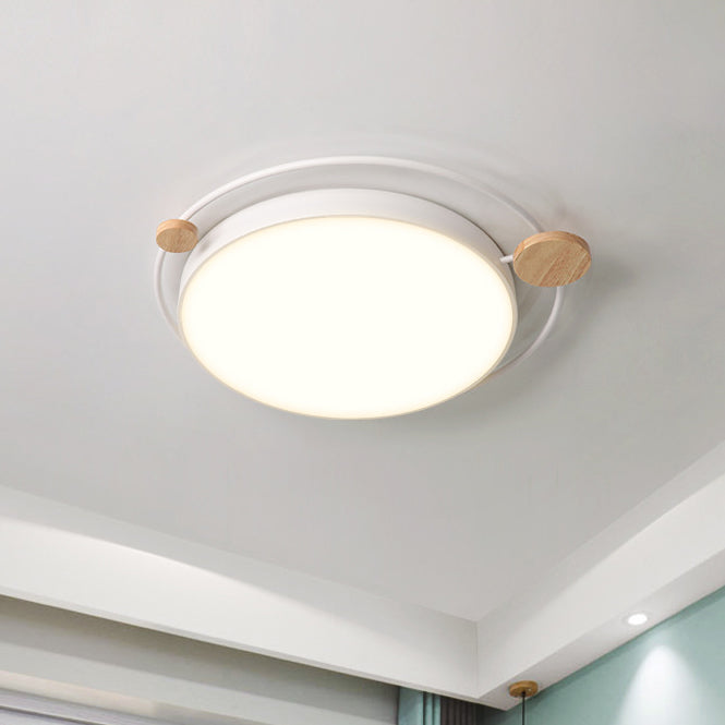 Nordic Style LED Flush Mount Round Ceiling Light Fixture with Wood for Bedroom