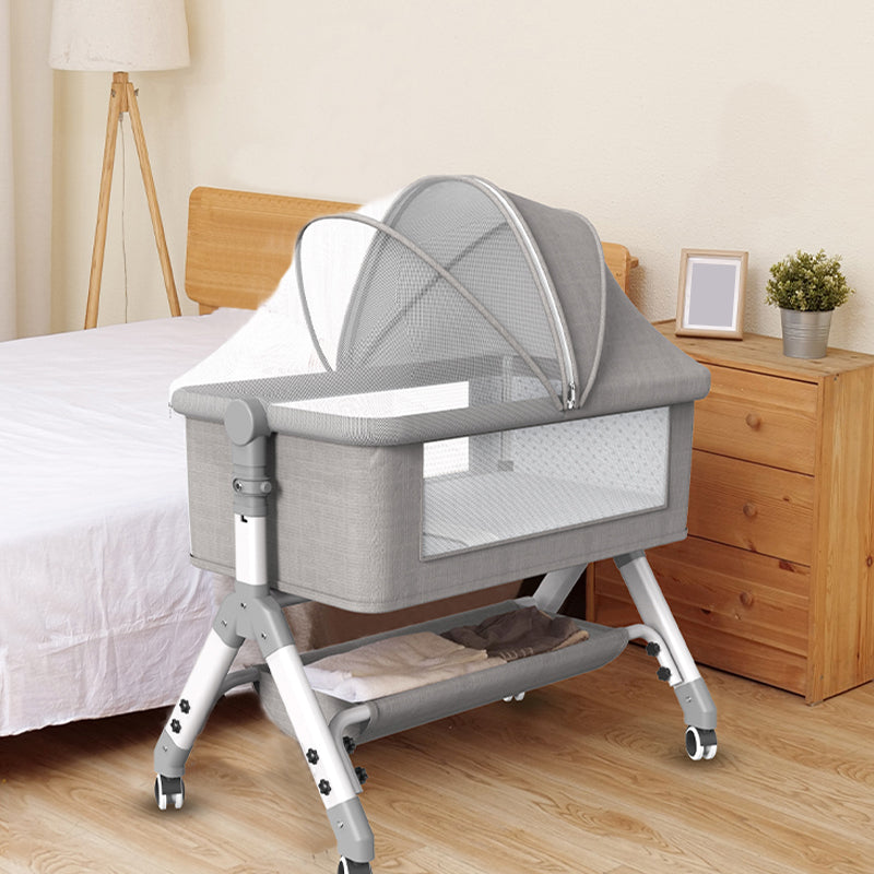 Gliding Square Crib Cradle Metal Cradle with 4 Wheels for Newborn