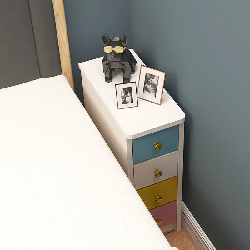 Storage Kids Bedside Table Manufactured Wood Kids Nightstand with 4 Drawers