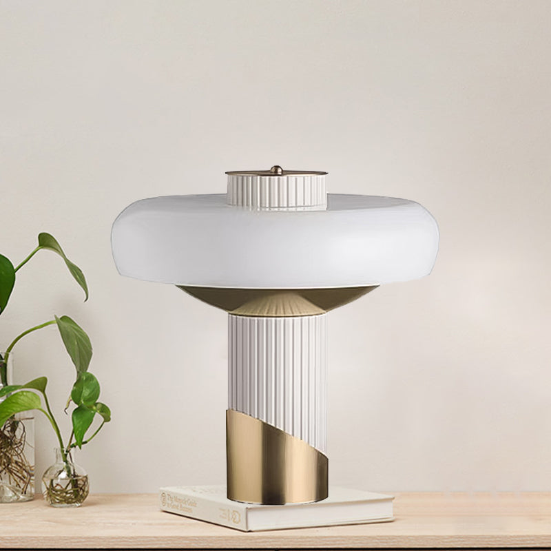 Mushroom Table Lighting Modern Metallic LED Bedroom Small Desk Lamp in White and Gold