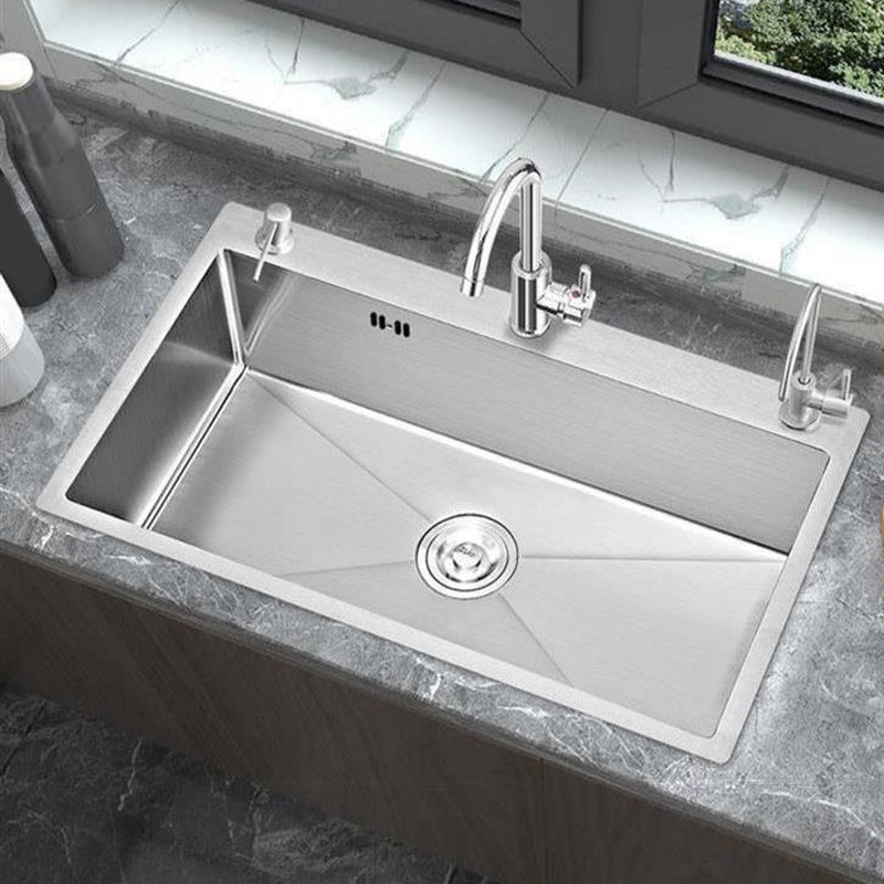 Modern Style Kitchen Sink Overflow Hole Detail Kitchen Sink with Soap Dispenser