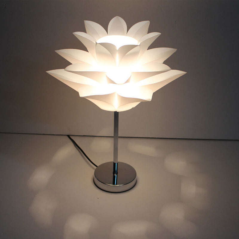 1 Light Bedroom Nightstand Light Contemporary White Table Lamp with Flower Acrylic Shade