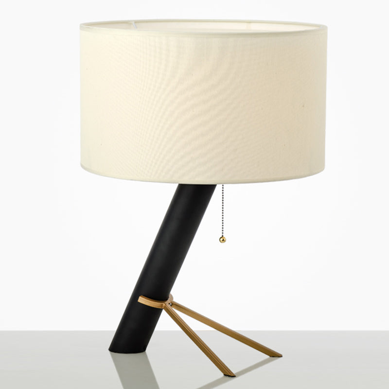 Fabric Drum Shade Schreibtisch Licht moderne 1-Kopf-Kreativtischlampe in Weiß mit Pull-Kette für den Lernraum