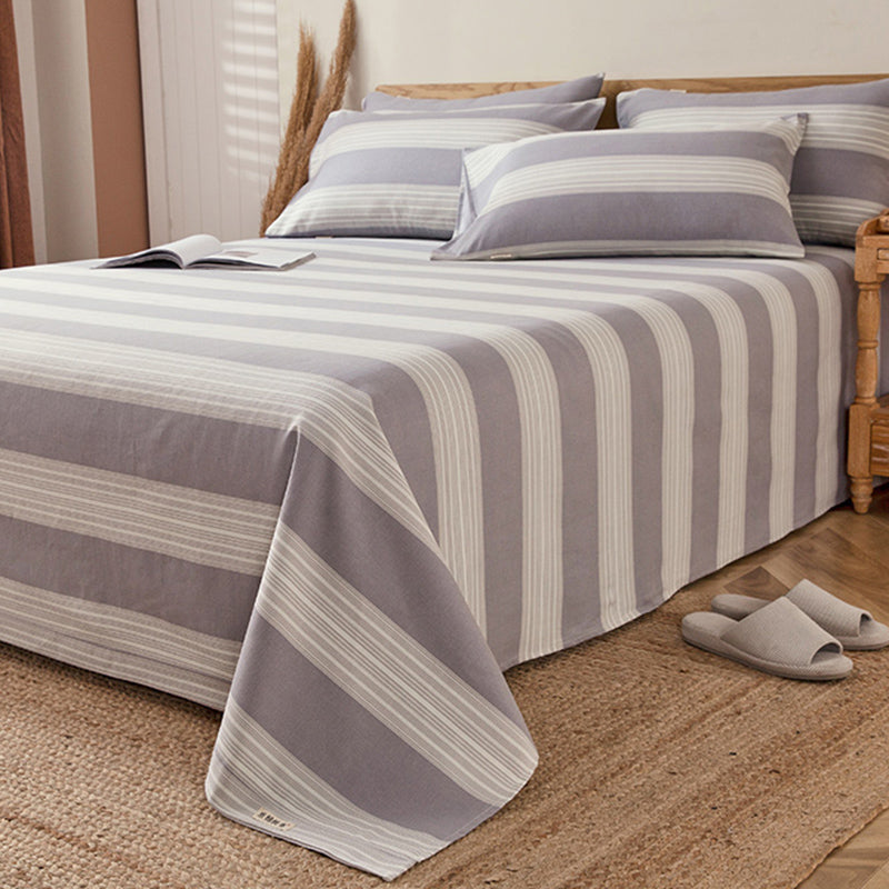 Trendy 100 Cotton Bed Sheet Striped Pattern Non-Pilling Fade Resistant Bed Sheet