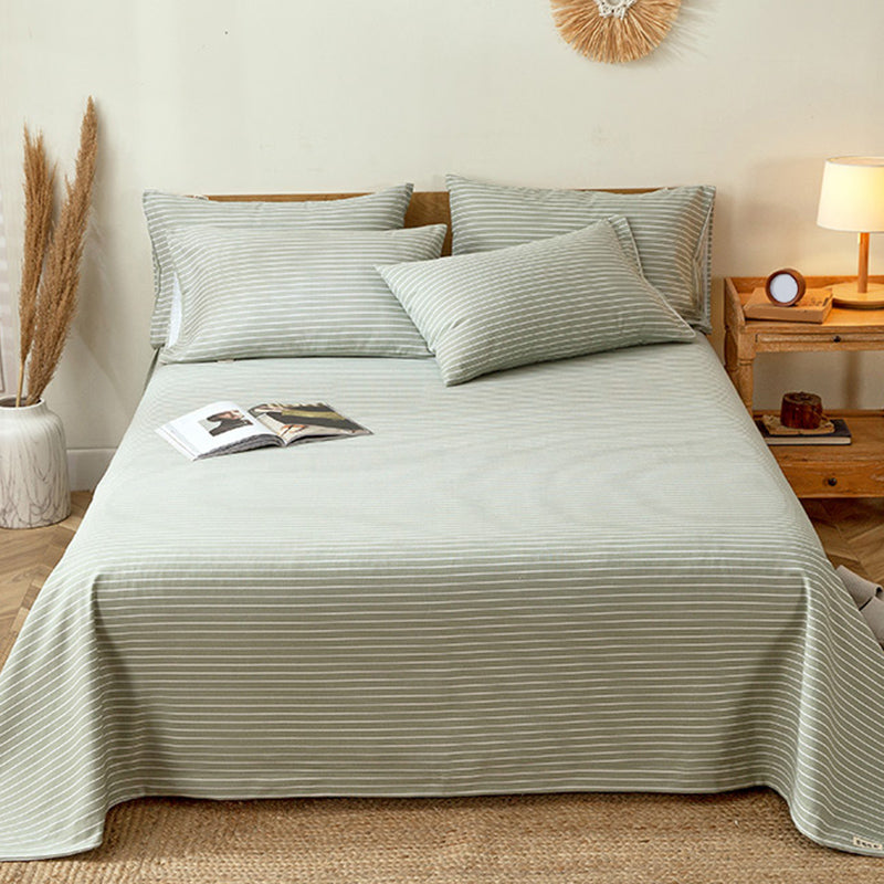 Trendy 100 Cotton Bed Sheet Striped Pattern Non-Pilling Fade Resistant Bed Sheet