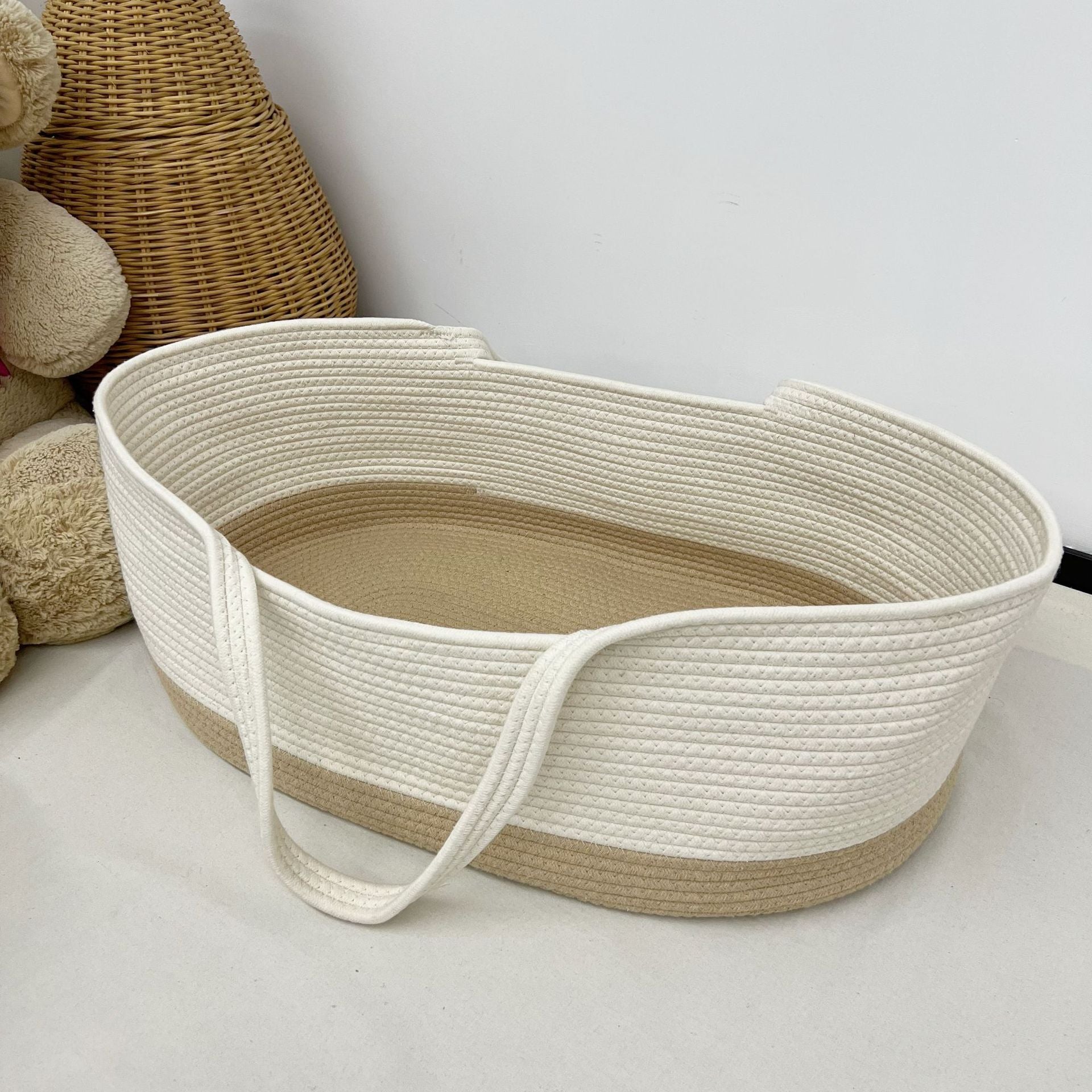 Fabric Oval Moses Basket Portable and Folding Moses Basket for Baby