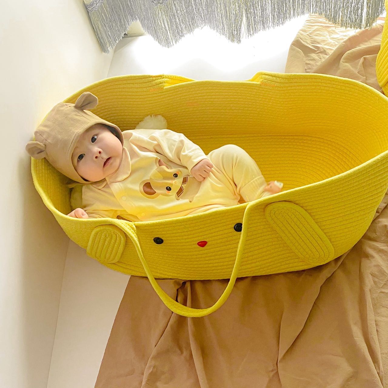 Fabric Oval Moses Basket Portable and Folding Moses Basket for Baby