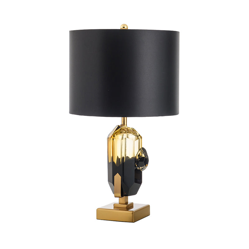 1-Bulb-Schlafzimmer Nachttisch hell modernistische goldene Schreibtischlampe mit trommelschwarzem Stoff Schatten