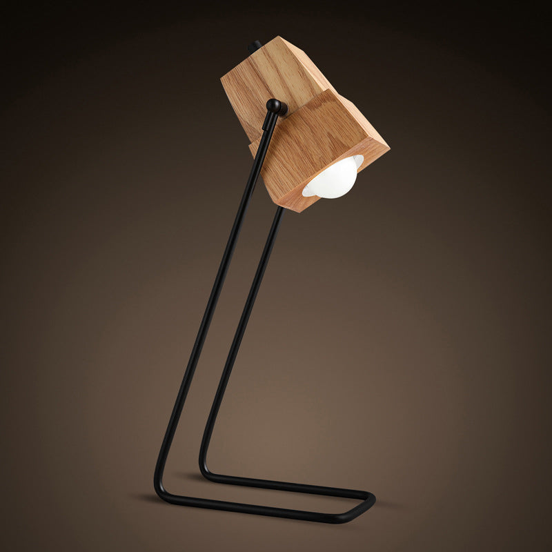 Holzglockenform-Aufgabe Lampe moderne 1-Licht-Beige Lesebuch Licht mit schwarzem schlankem Arm