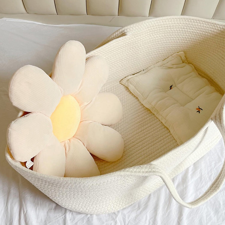 Portable Crib Cradle Oval Folding Moses Basket for Newborn and Baby