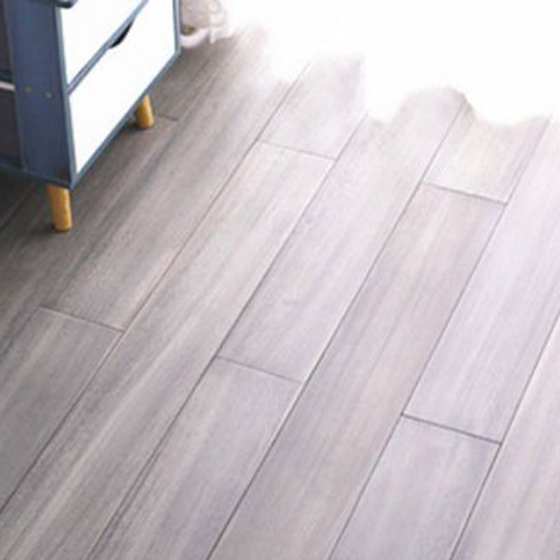 Modern Wood Flooring Tiles Click-Locking Water Resistant Side Trim Piece