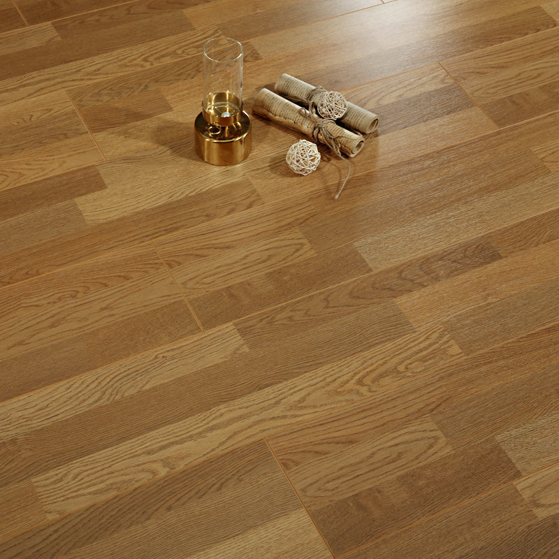 Traditional Wood Floor Planks Wire Brushed Click-Locking Hardwood Deck Tiles