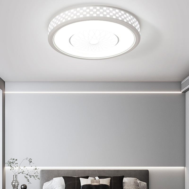 White Ceiling Light Fixture Modernism Round LED Flush Mount for Bedroom