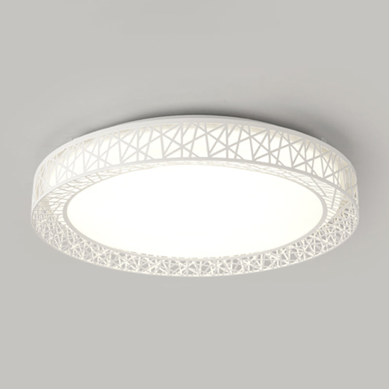 White Ceiling Light Fixture Modernism LED Flush Mount for Living Room