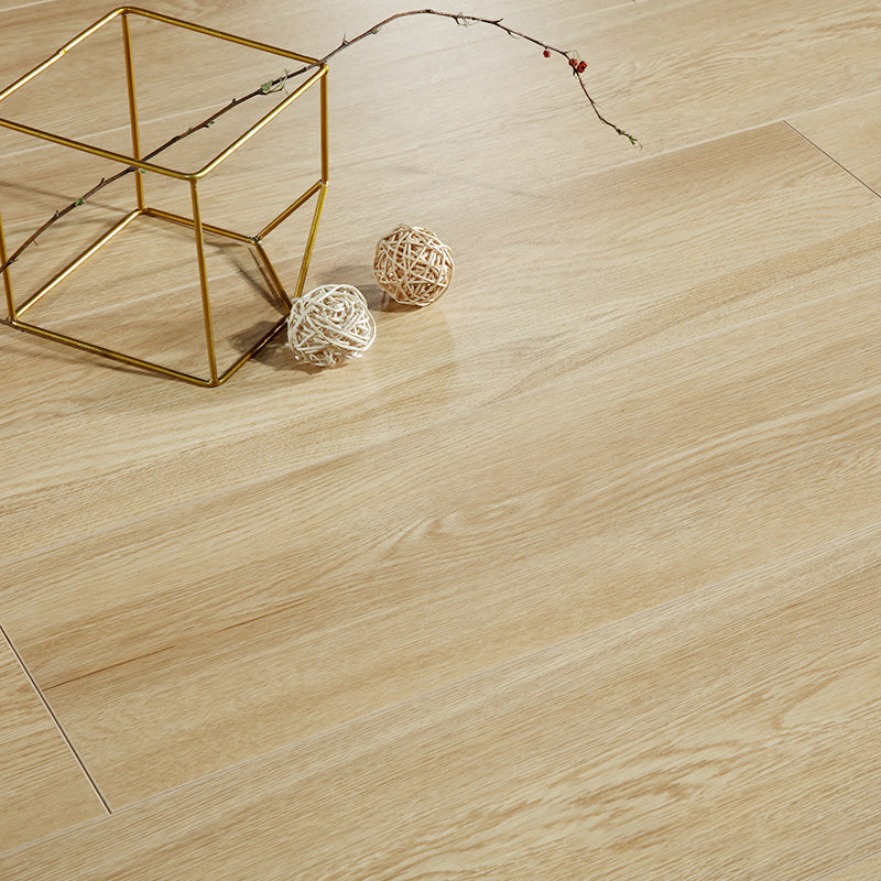 Modern Style Laminate Floor Wooden Scratch Resistant Laminate Flooring