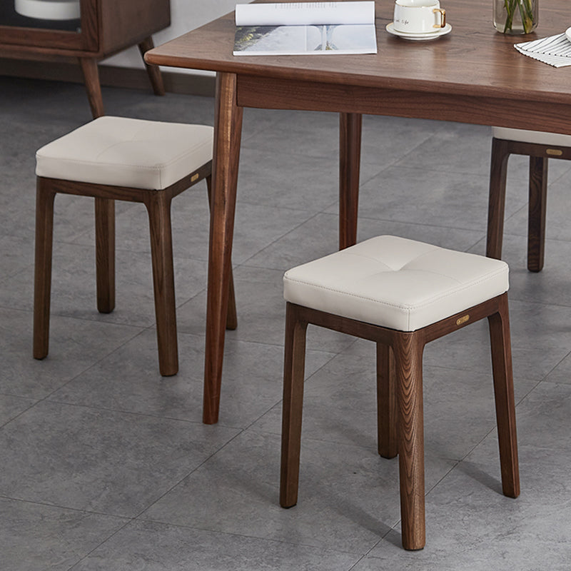 Contemporary Standard Square Leather Standard With 4 Legs for Dining Room