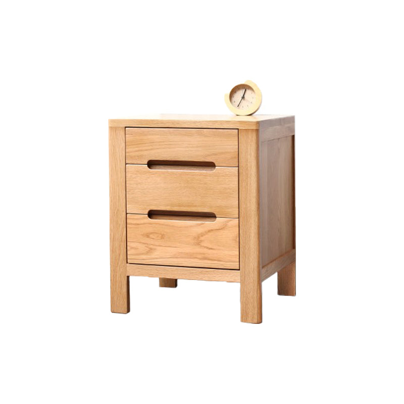 Simple Solid Wood Kids Bedside Table 3 Drawers Nursery Nightstand