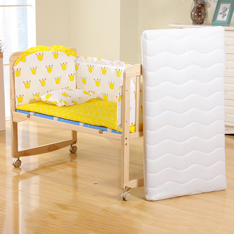 Solid Wood Rocking Baby Crib Cradle Rectangle with 4 Wheels Cradle