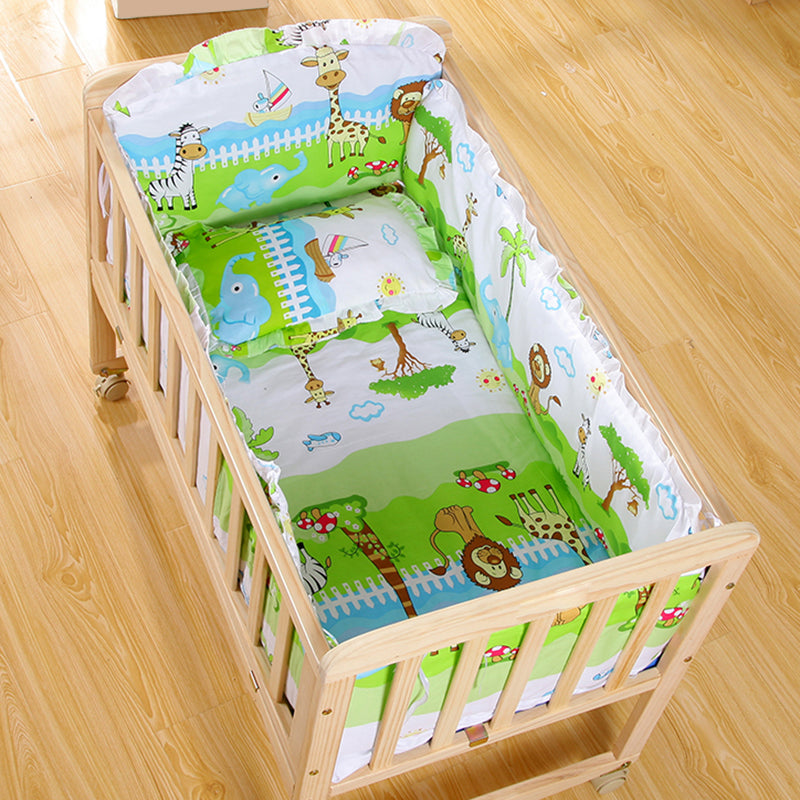 Solid Wood Rocking Baby Crib Cradle Rectangle with 4 Wheels Cradle