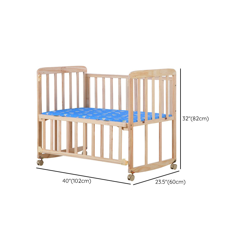 Solid Wood Rocking Baby Crib Cradle Rectangle with 4 Wheels Cradle