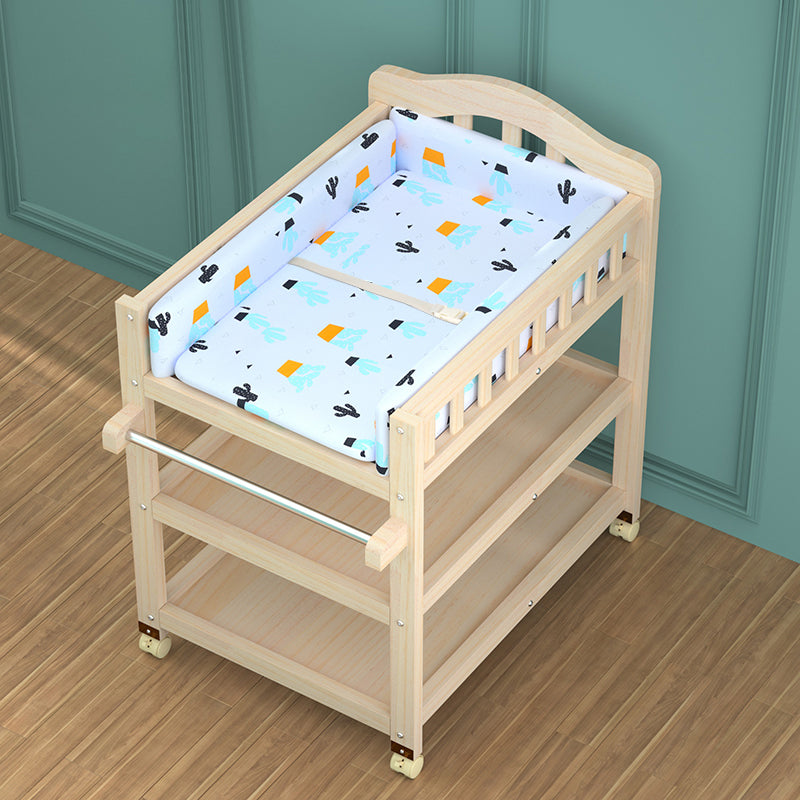 Modern Wooden Baby Changing Table Safety Rails Changing Table with Shelves