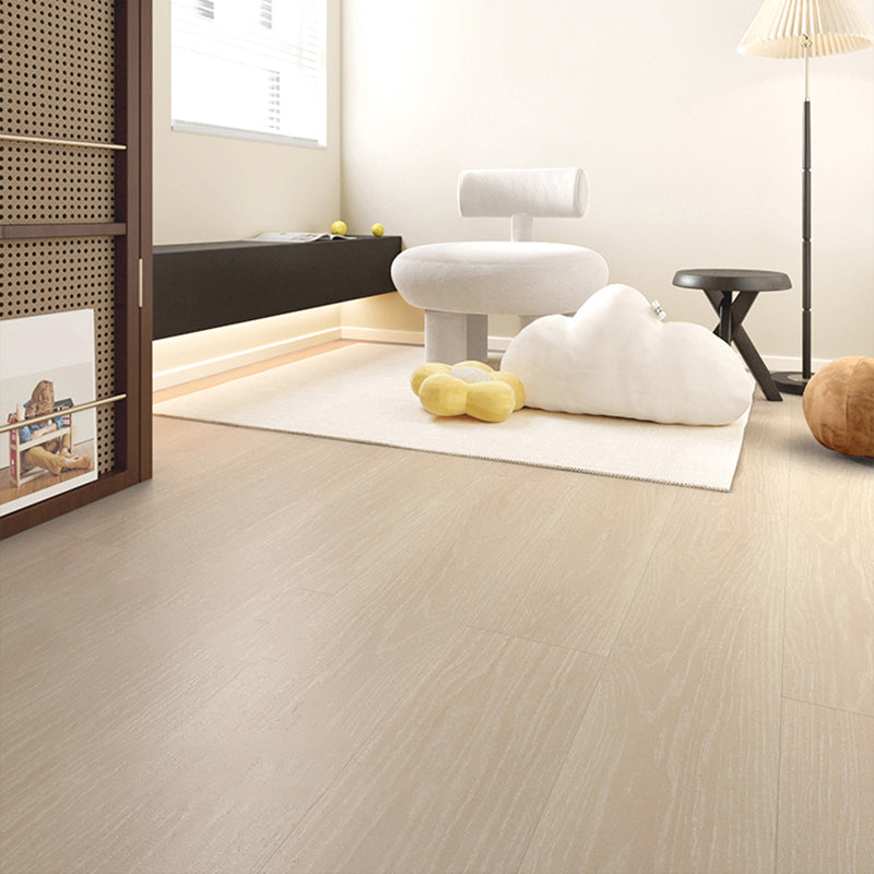 Modern Natural Finish Laminate Flooring Waterproof Smooth Laminate Plank Flooring