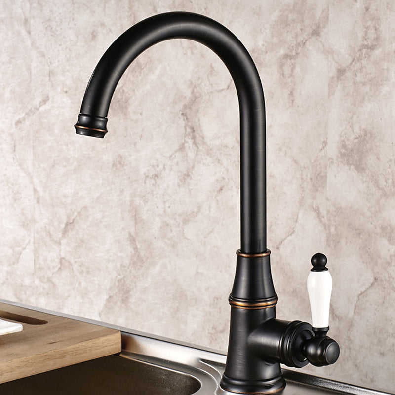 Traditional Single Level Kitchen Faucet Lead Free Standard Faucet