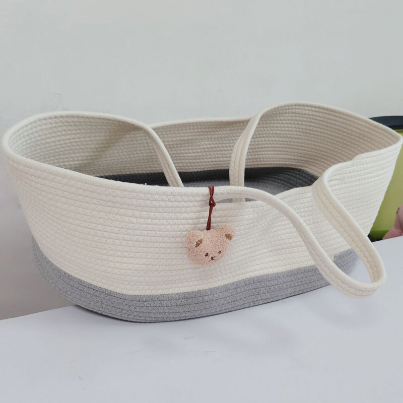 Portable Crib Cradle Folding Oval Moses Basket with Bedding for Newborn