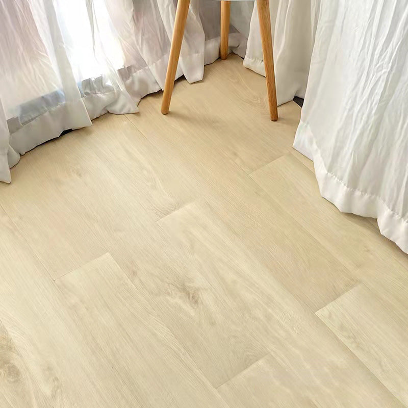 Scratchproof PVC Flooring Peel and Stick Wooden Effect Waterproof PVC Flooring